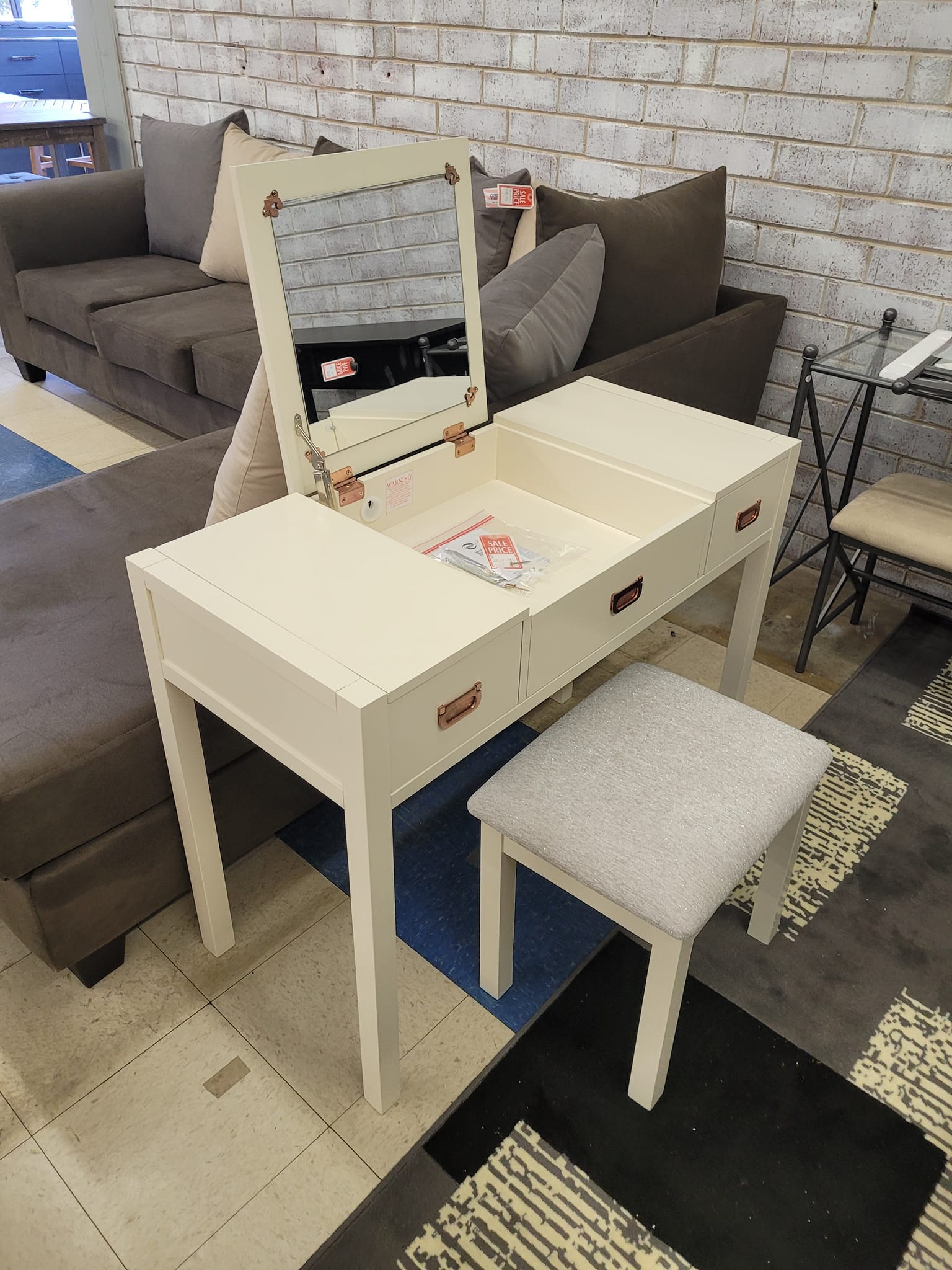 Make up desk with mirror | Eden, NC | Eden Mattress and Furniture