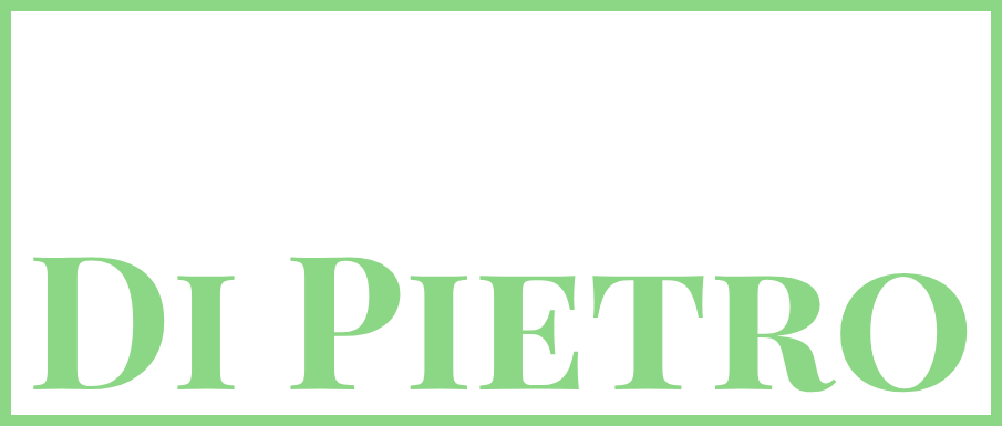 La palabra di pietro está escrita en letras verdes sobre un fondo blanco.