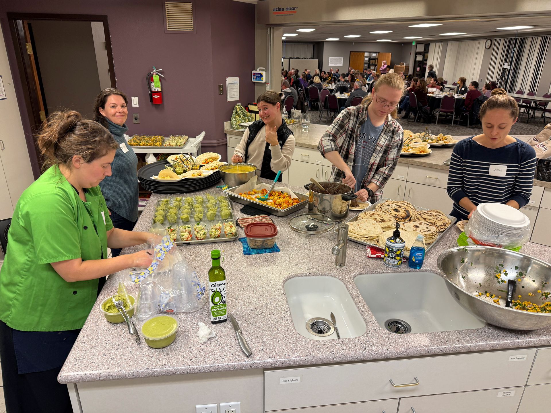 Volunteers preparing a healthy meal