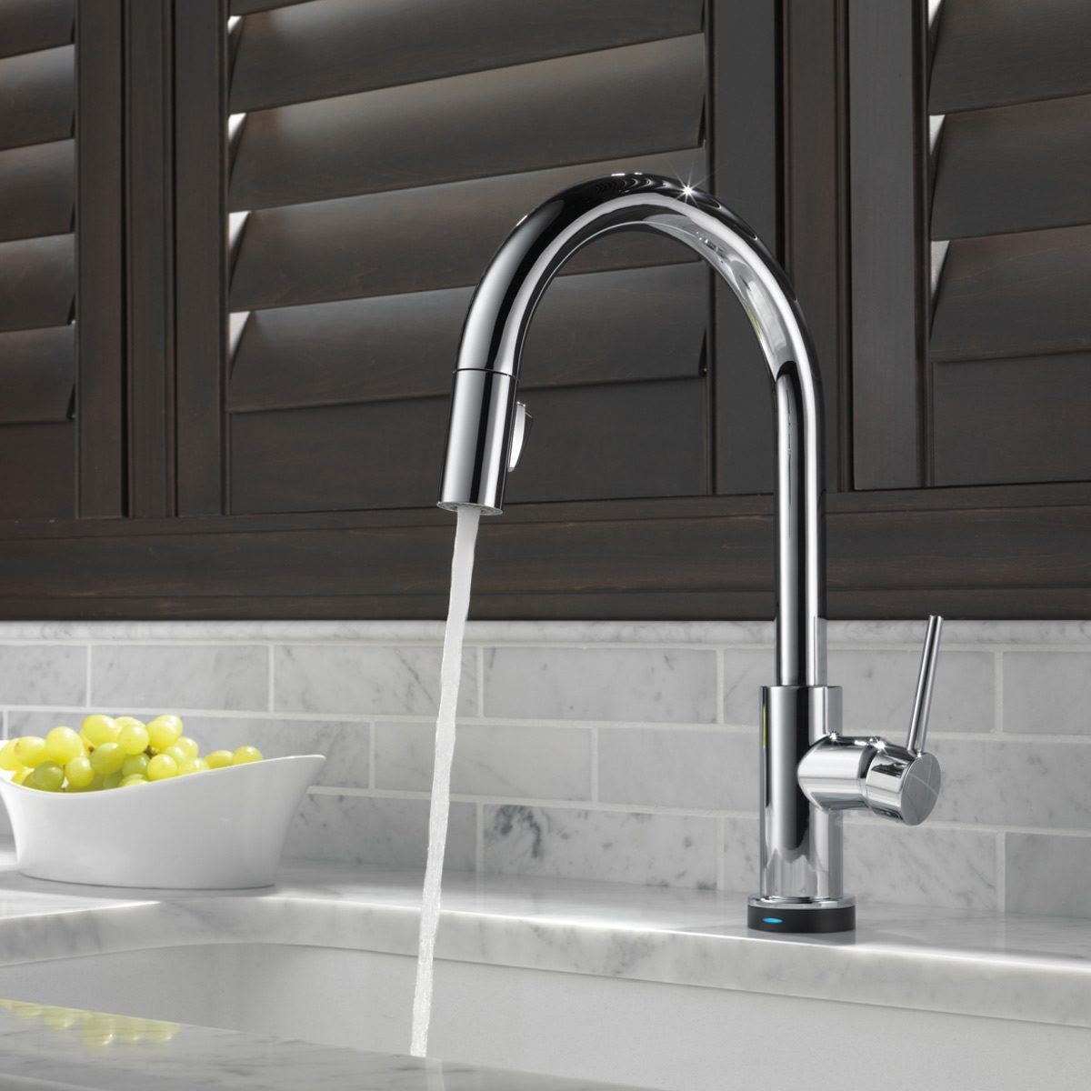 single-handle-faucet plumbing fixtures