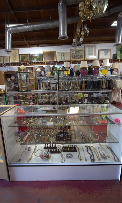 Thrift Store Felton, CA (831) 3350606