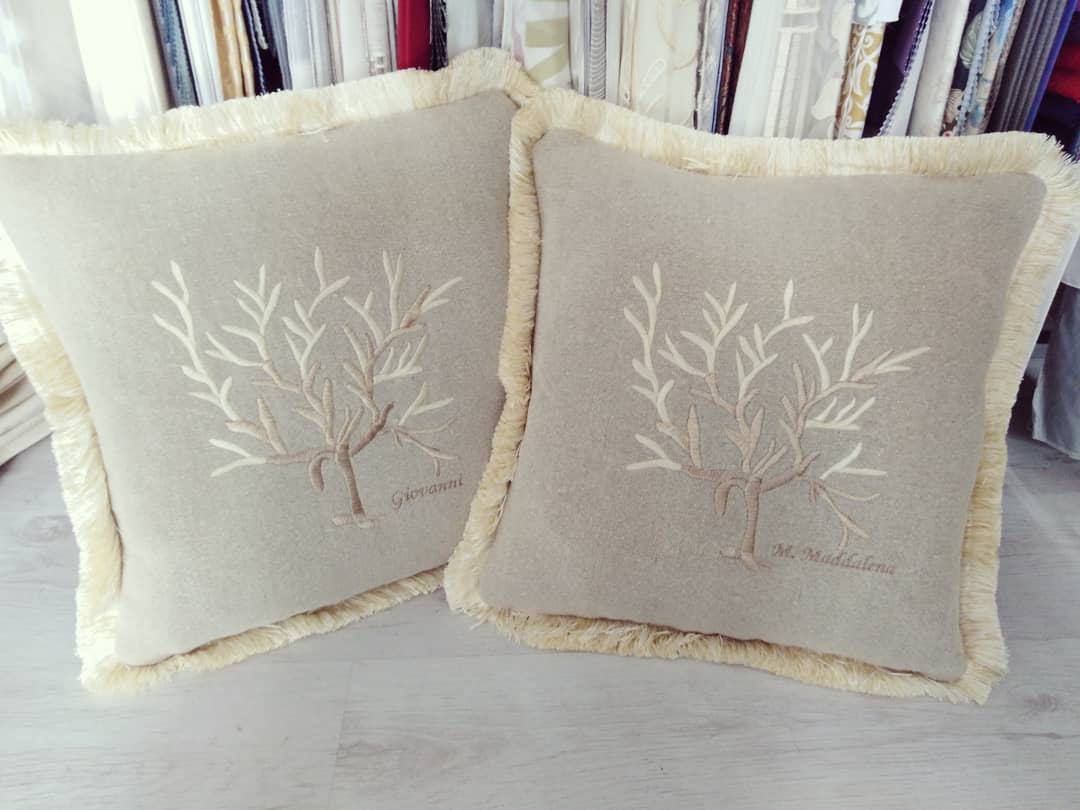 cuscini ricamati