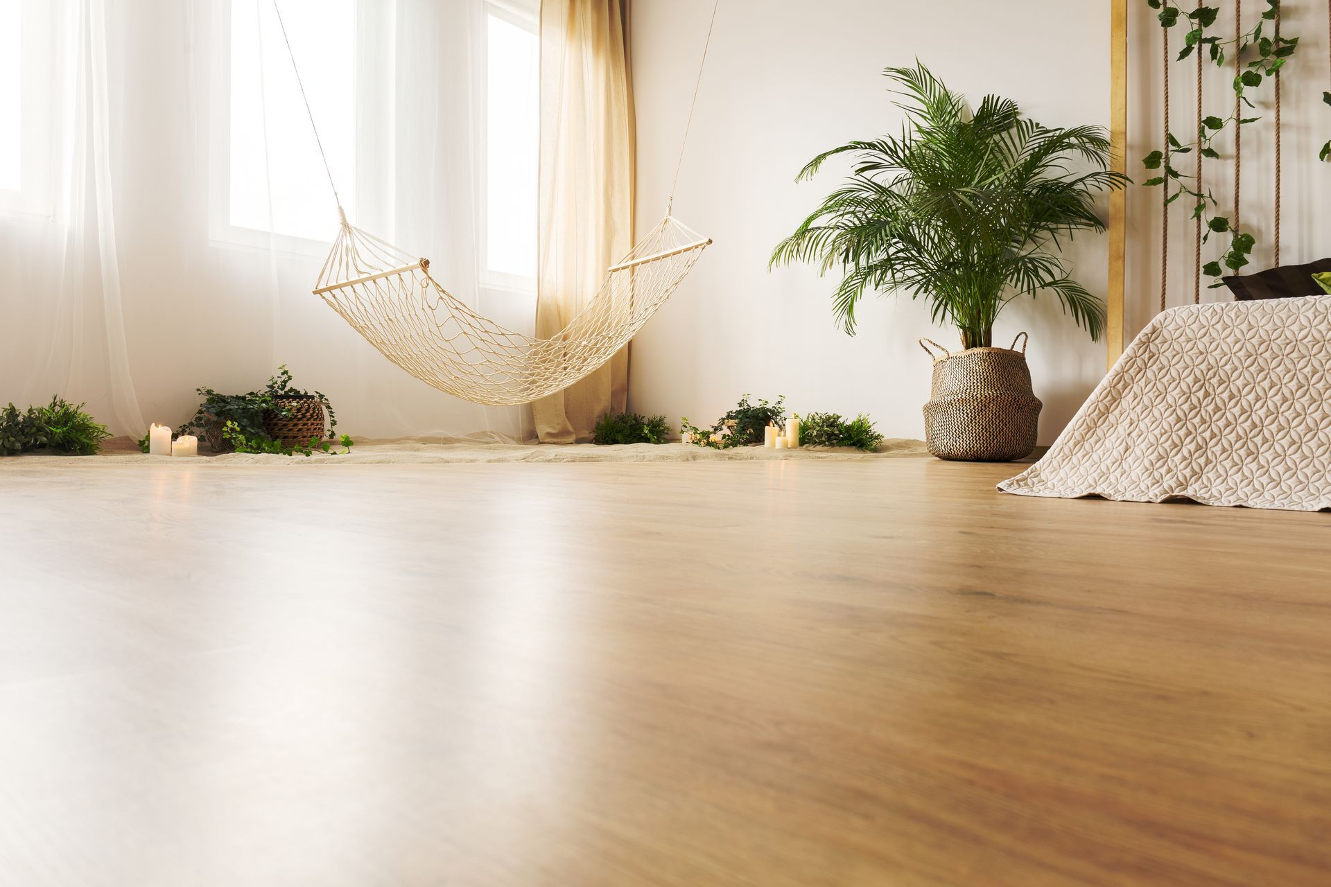 bedroom with vinyl plank floor