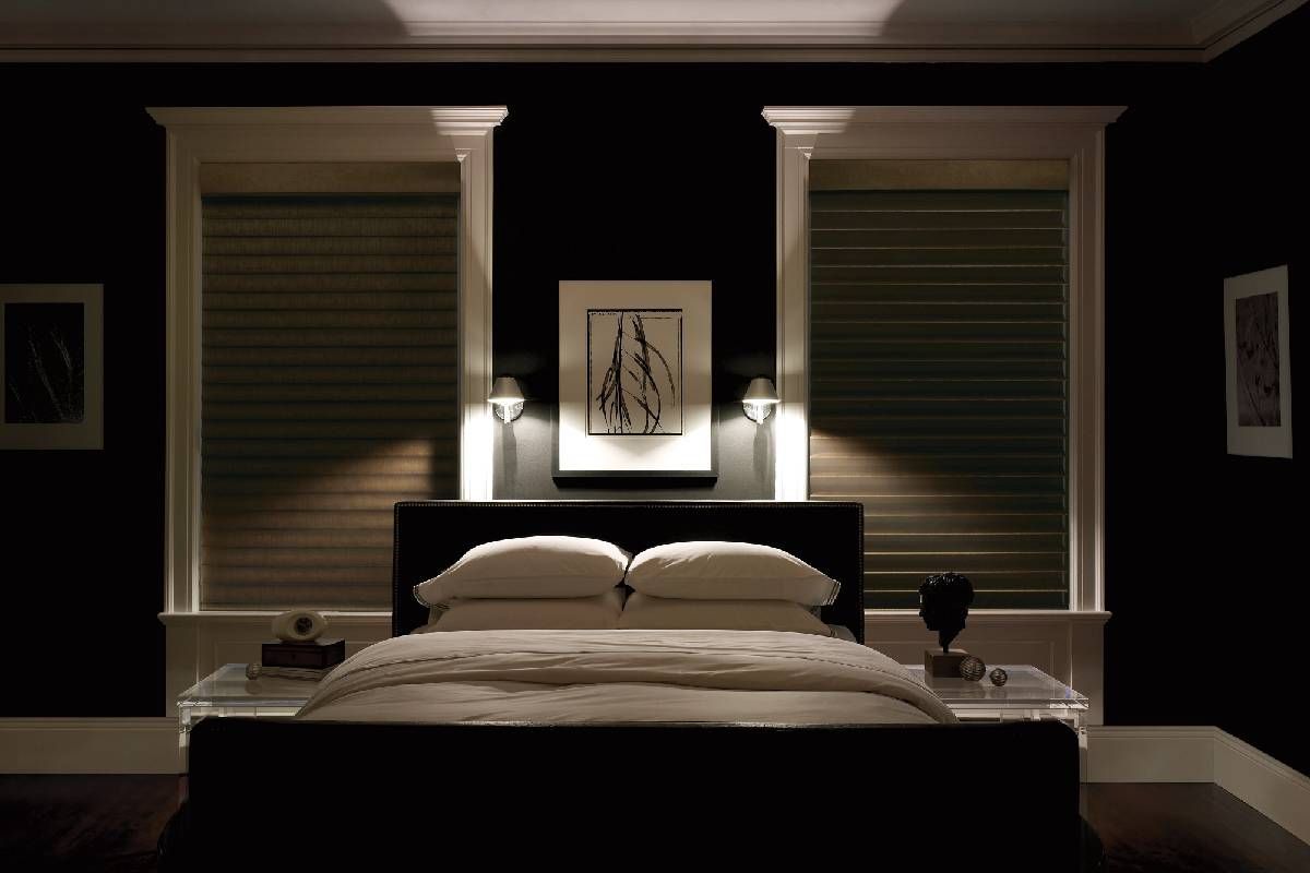 Hunter Douglas Silhouette® Sheer Shades in a bedroom near Flathead, Montanna (MT)