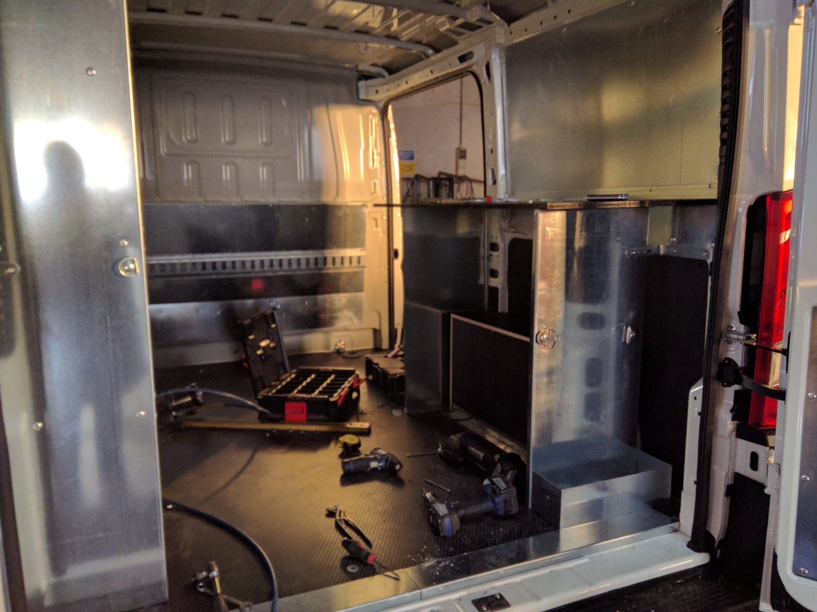 interno in metallo di un autoveicolo