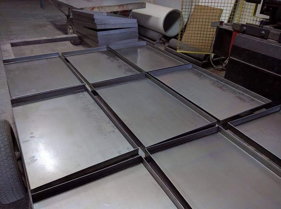 lamiere in metallo per lavorazioni industriali