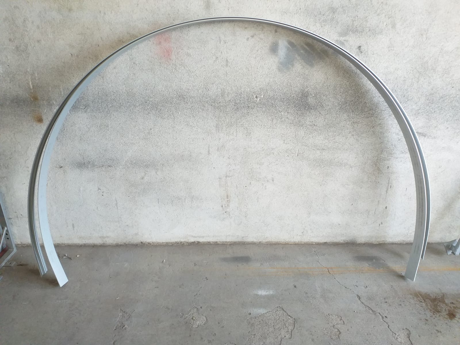 componente curvo in ferro