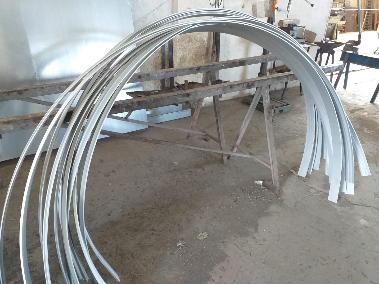 elemento curvo in ferro