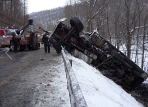 Towing a Semi - Auto Repair Shop in Vandergrift, PA