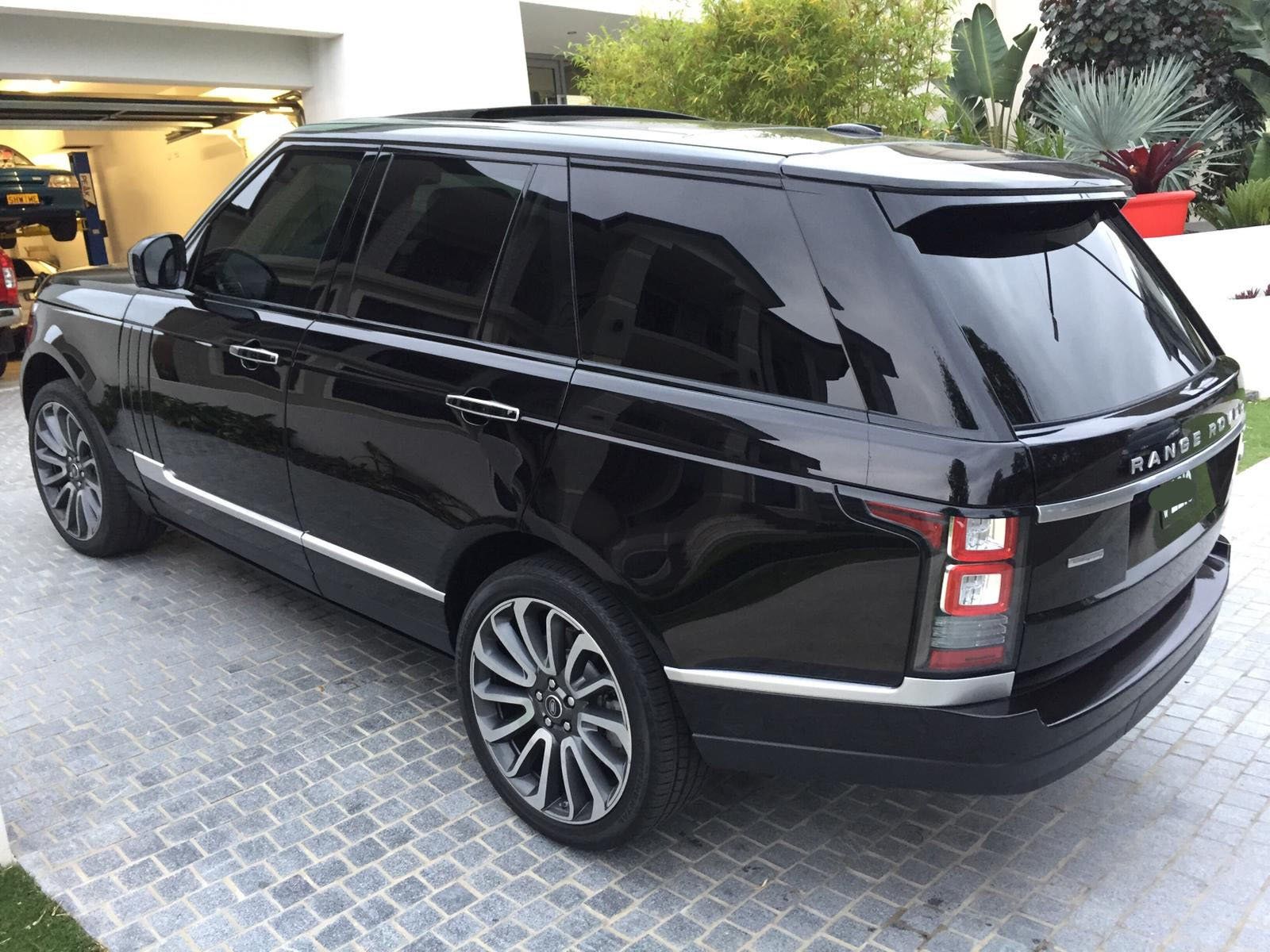 Ceramic tint a black Range Rover rear view