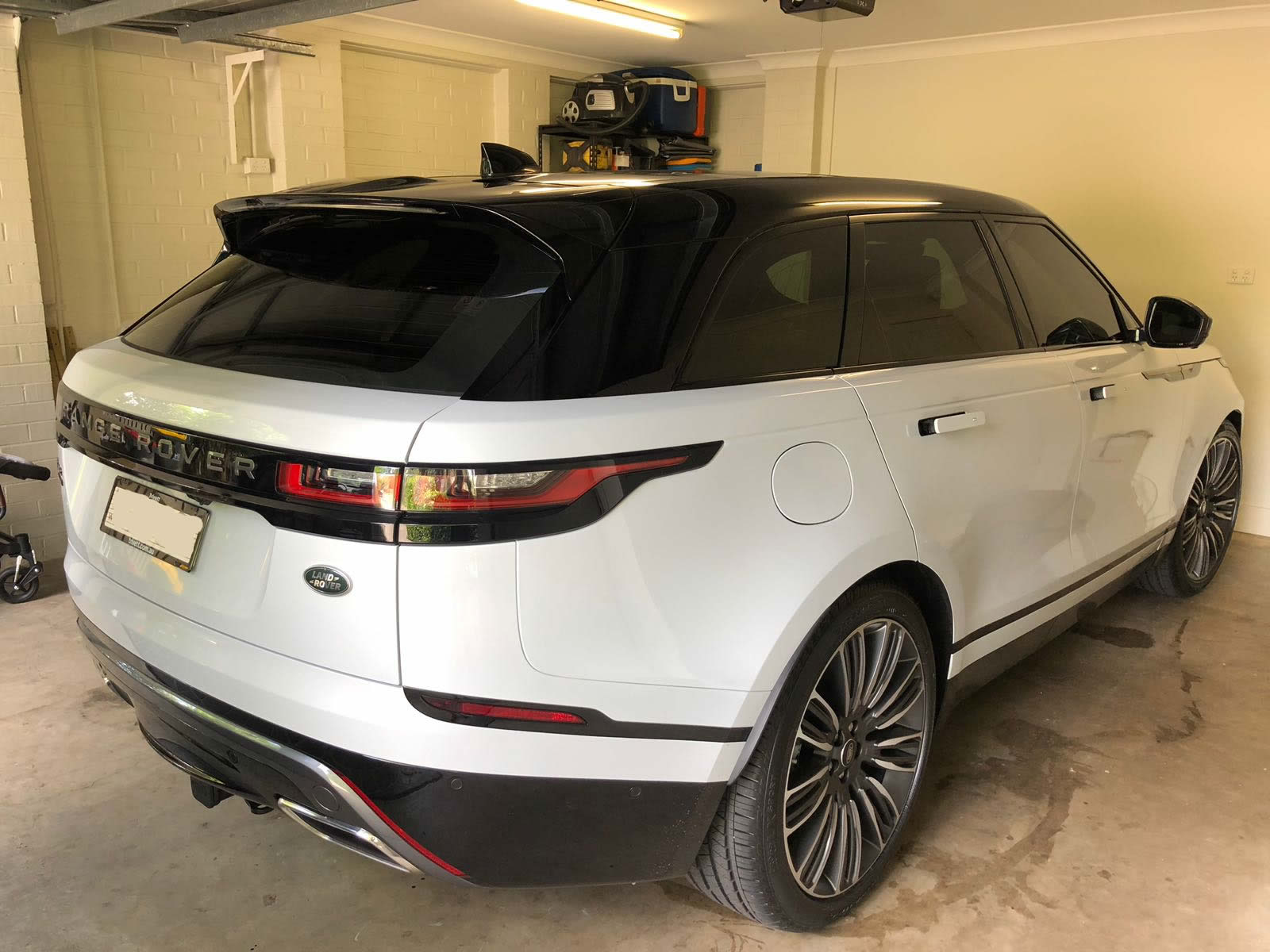 Ceramic tint a white Range Rover rear view