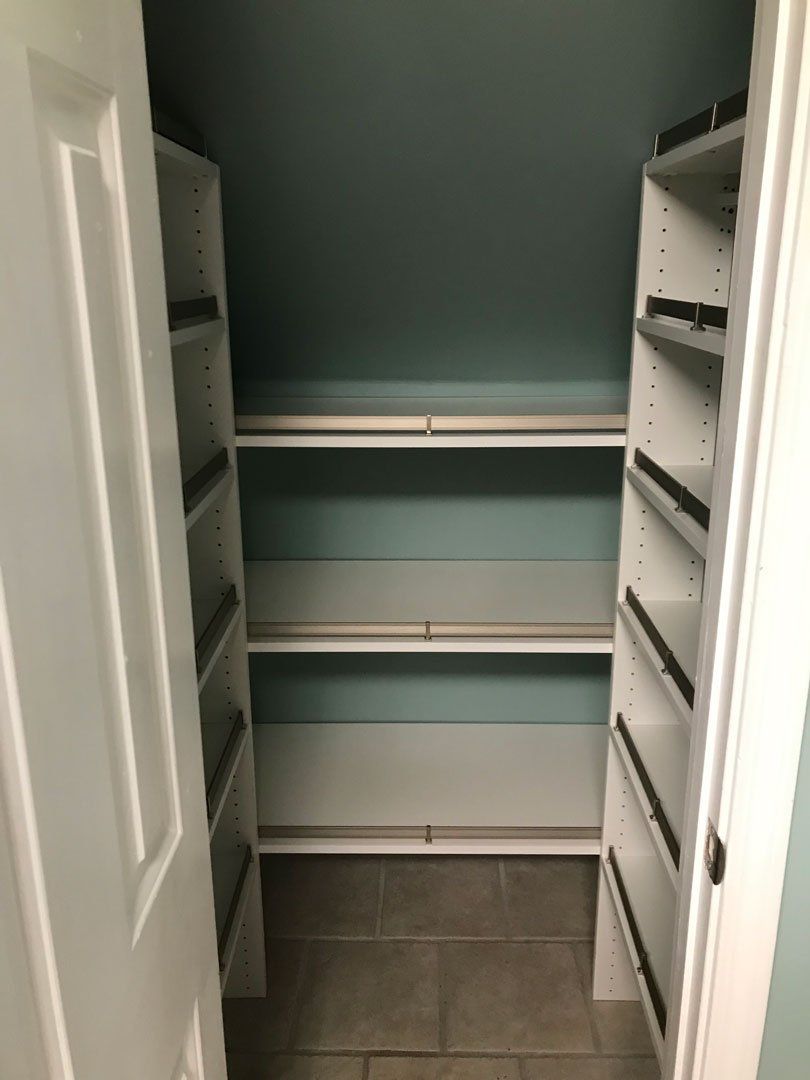 Small Custom Closet System