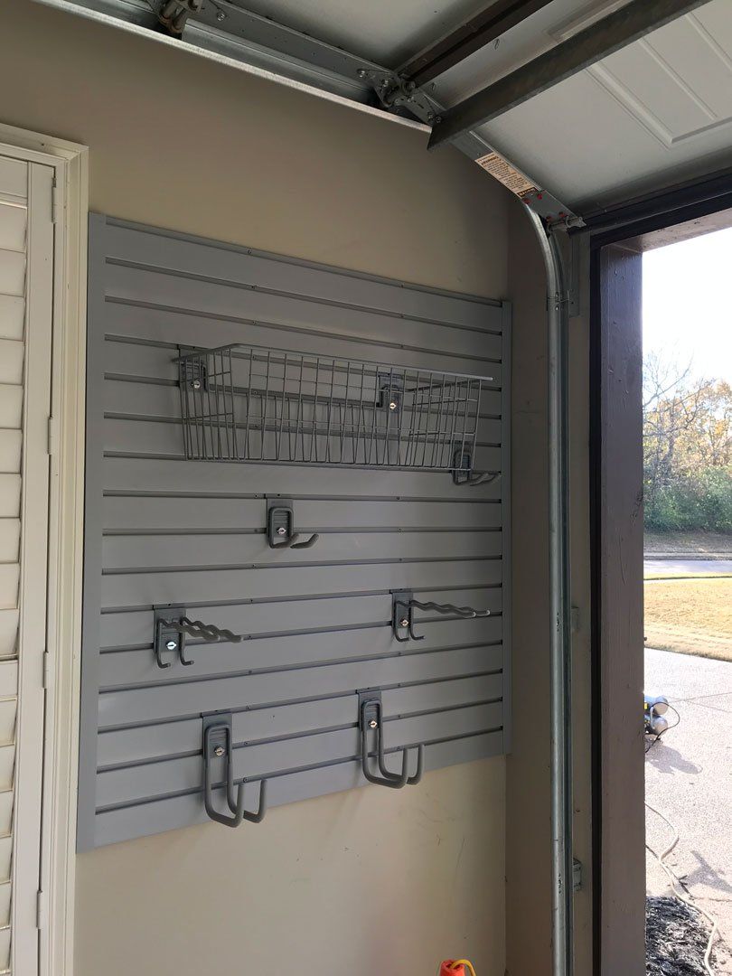 Custom Garage Cabinets and Wall Organizers