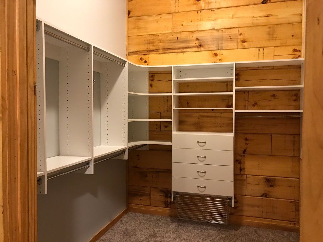 Custom Closet System