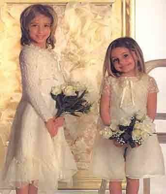 bambine in abiti da cerimonia