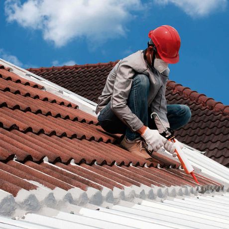 mantenimiento del tejado para evitar humedades en Caceres