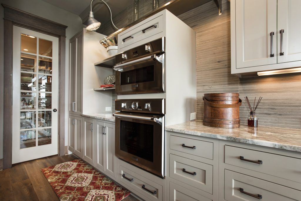 Banet home custom kitchen in louisville