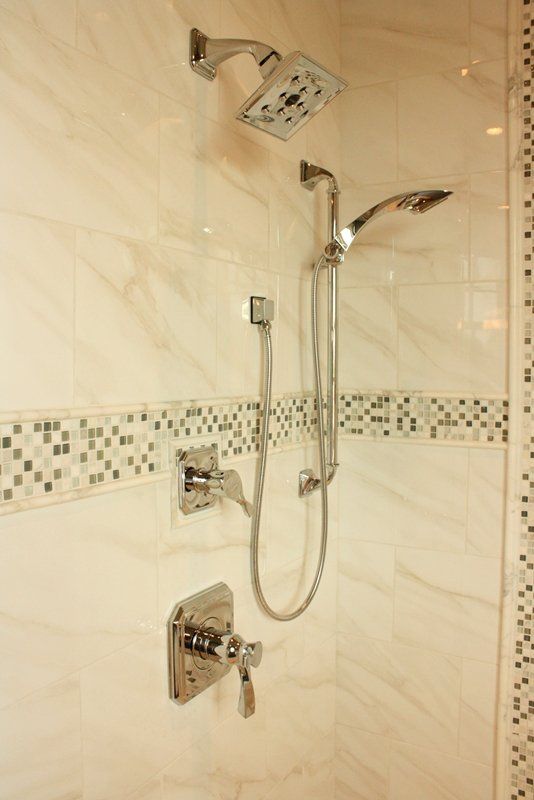 wall tile details in shower