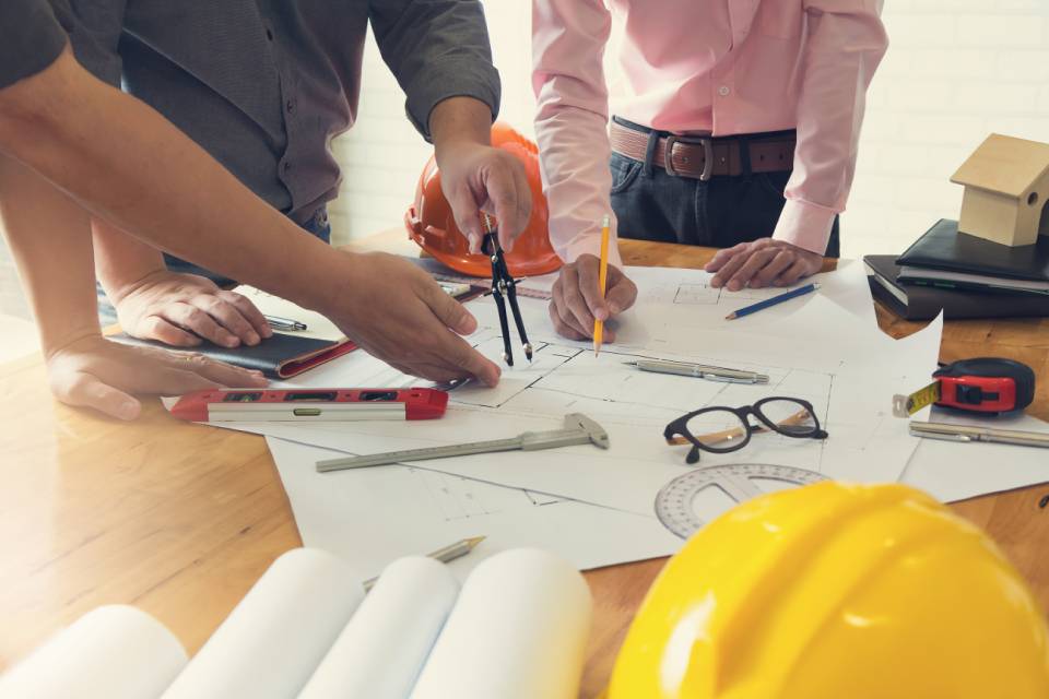 architect designing the building