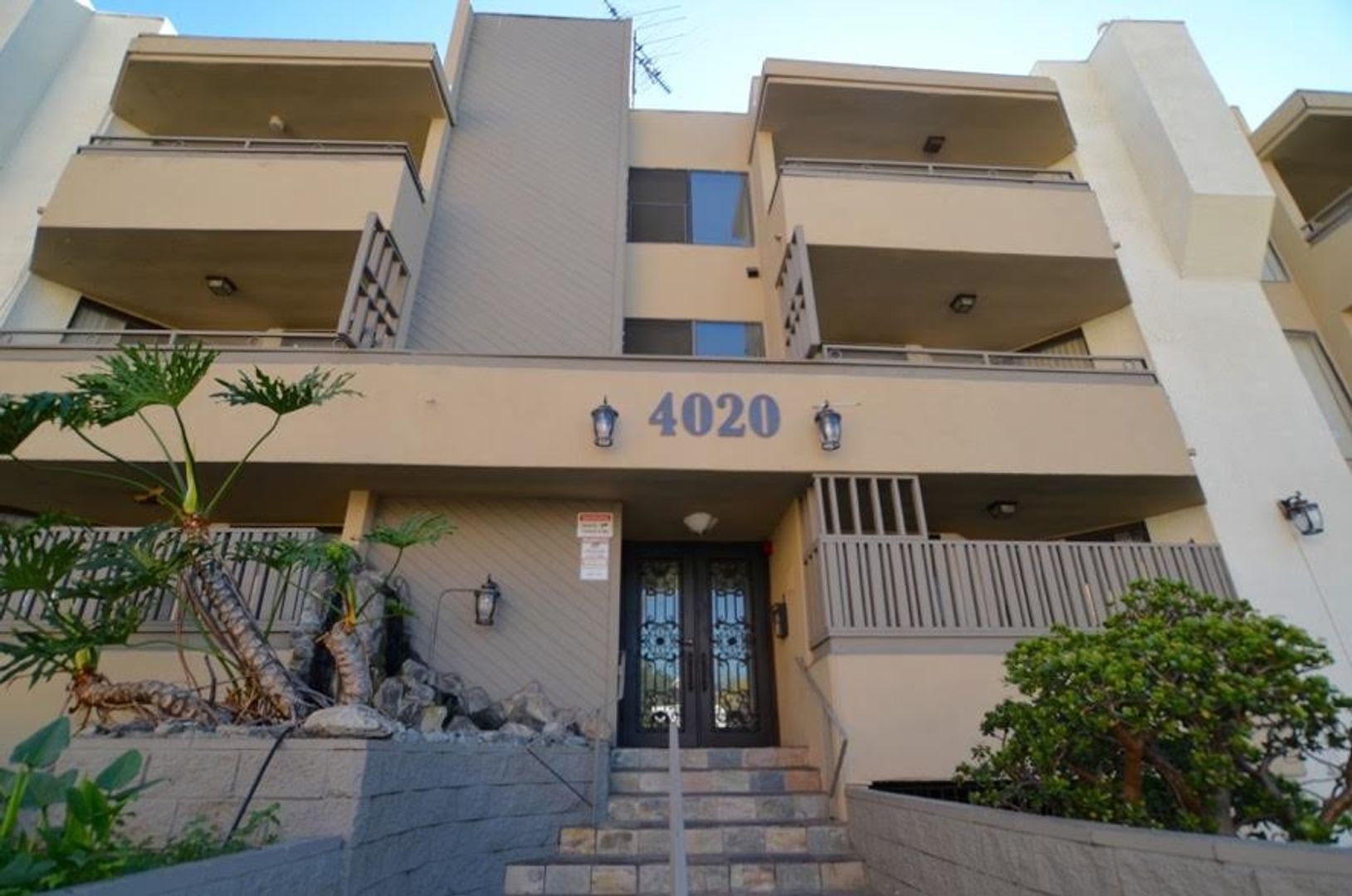 5th street apartments exterior