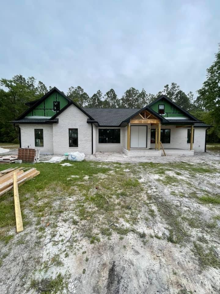 Residential house — Brooker, FL — Streamline Seamless Gutters LLC