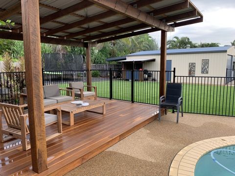 Wooden Outdoor Entertainment Area — Hallstone Constructions  in Thabeban, QLD