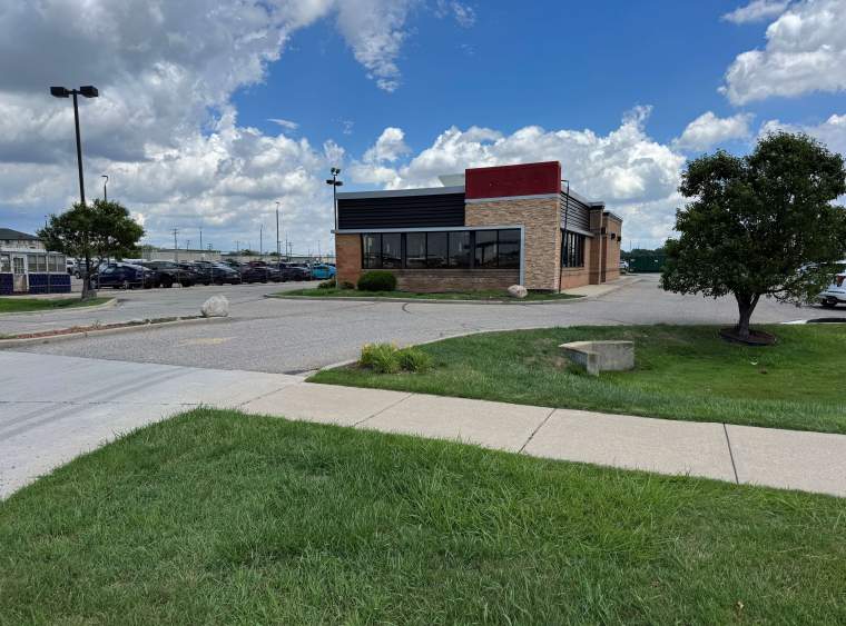 Romulus, MI (On Middlebelt between Goddard and Wick Rd)
