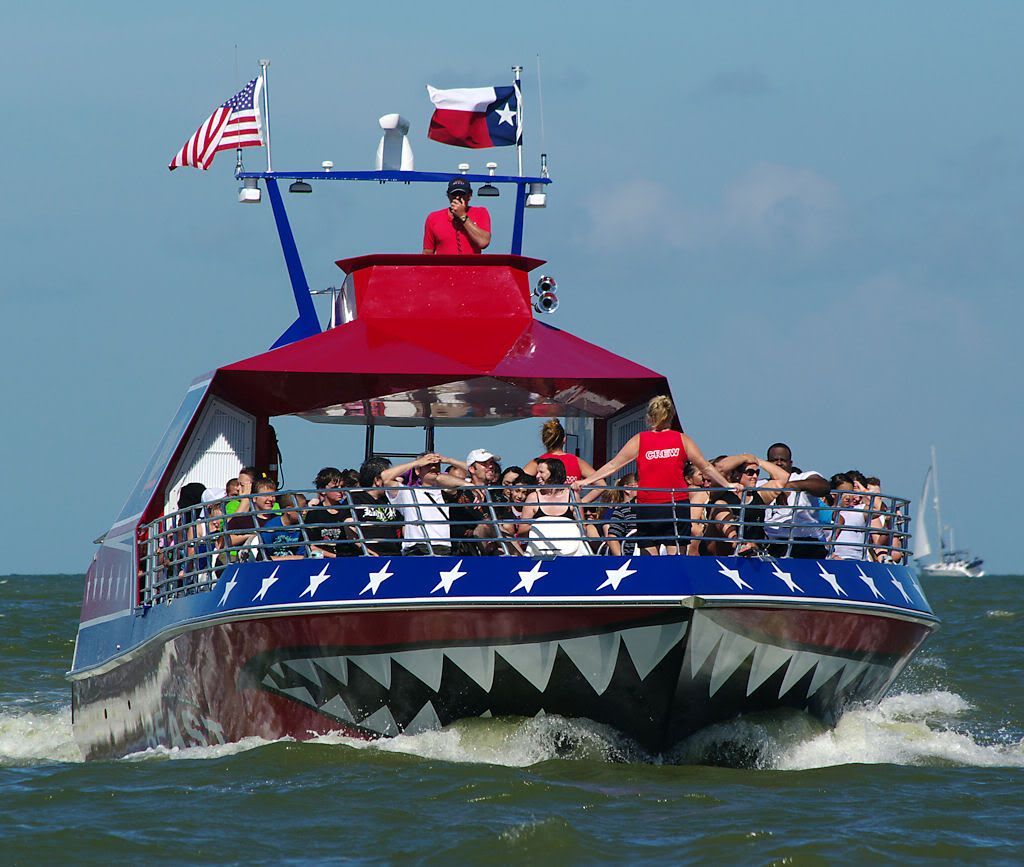 Boardwalk Beast speedboat