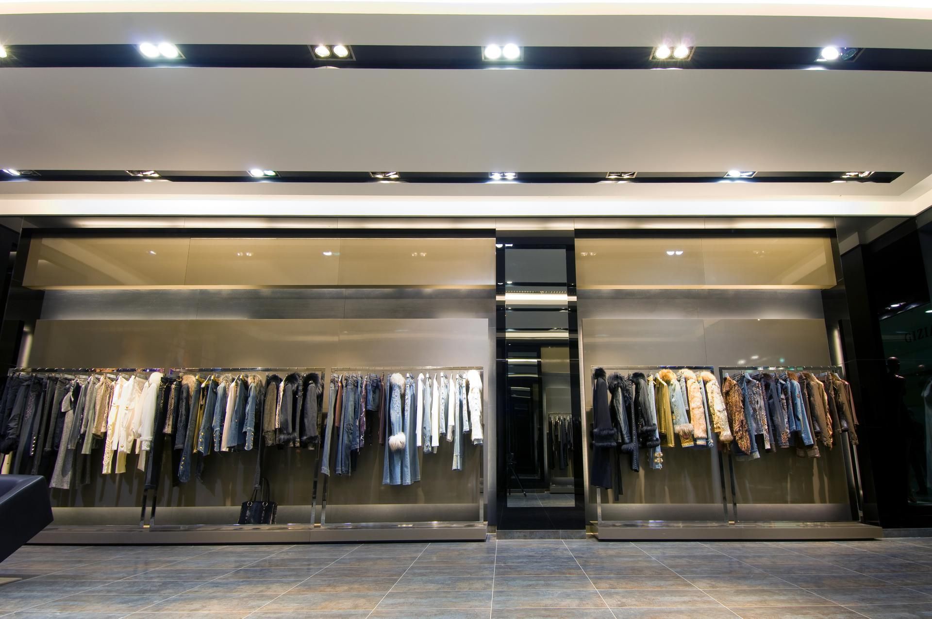 Mirrors in Retail Clothing Stores | South Melbourne Glass