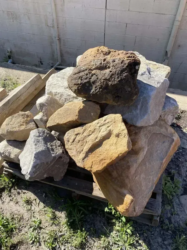 A Pile of Rocks Sitting on Top of a Wooden Pallet — Frost 4 Sand In Wyee, NSW