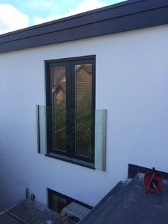 Juliet balcony toughen laminated safety glass