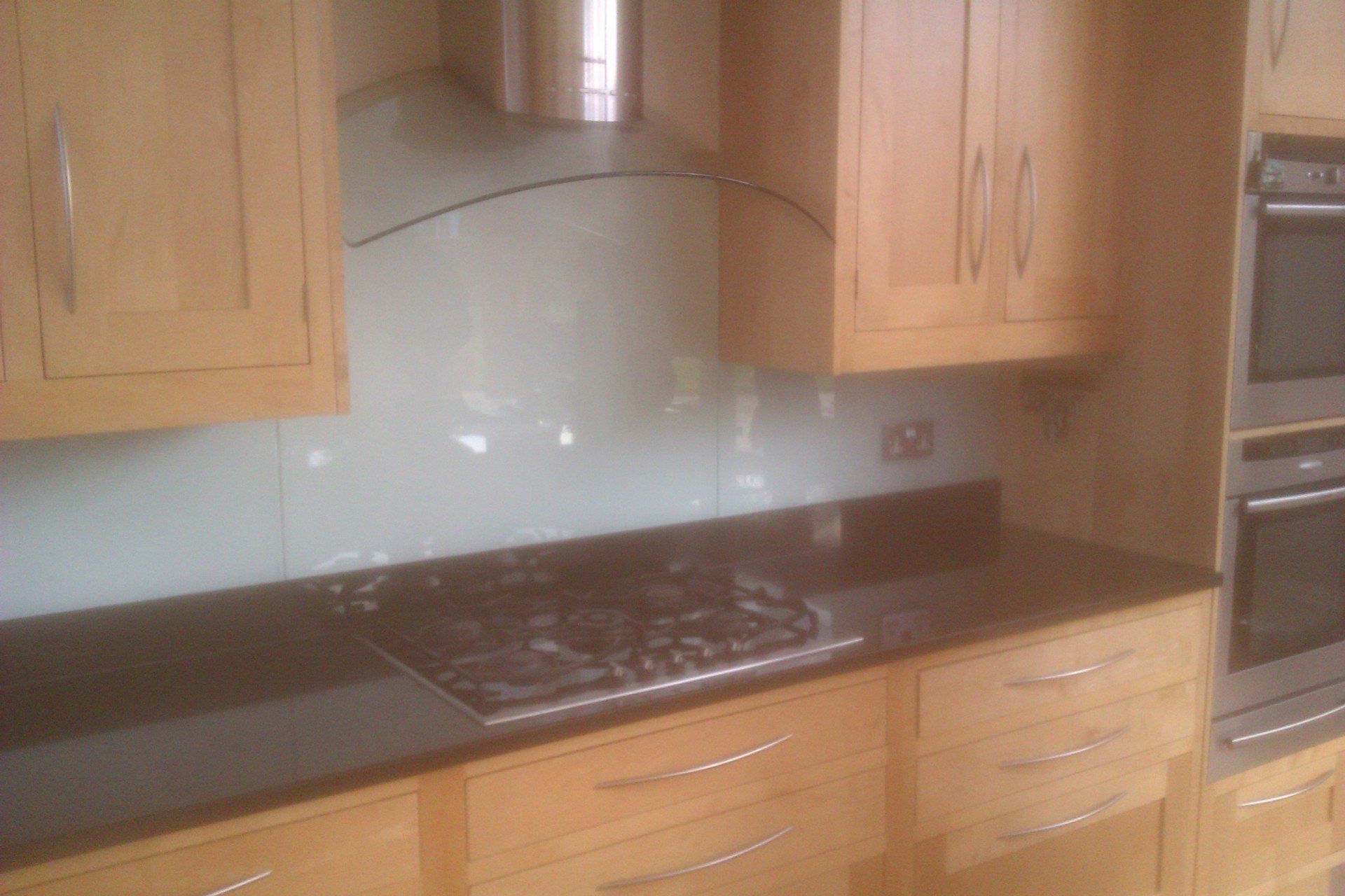 toughened clear glass splash backs