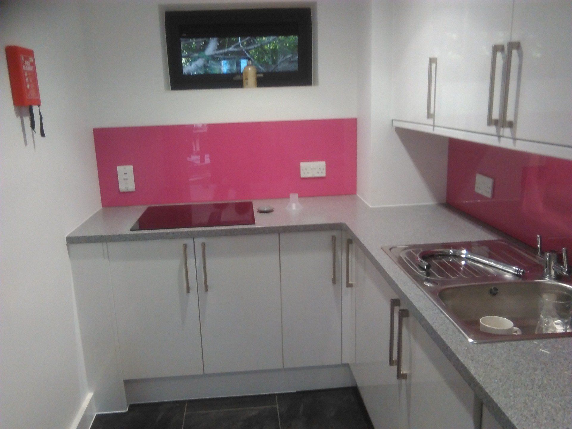 toughened painted glass splash backs