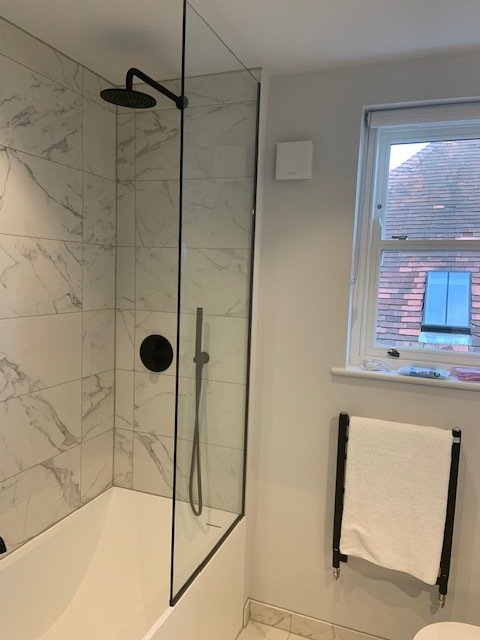 Toughened safety glass