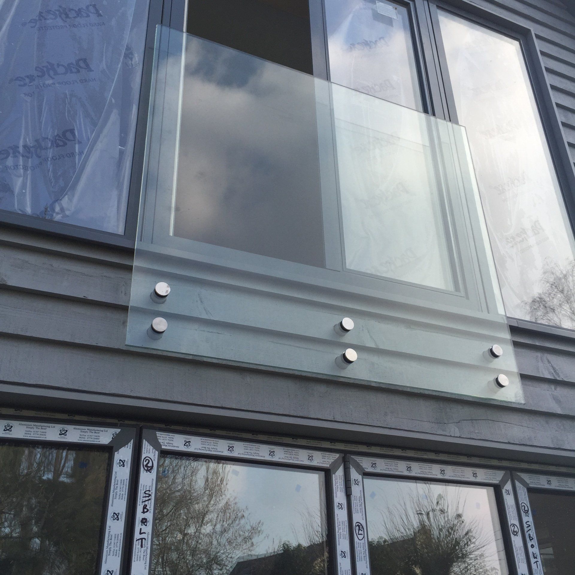 Juliet balcony toughen laminated safety glass