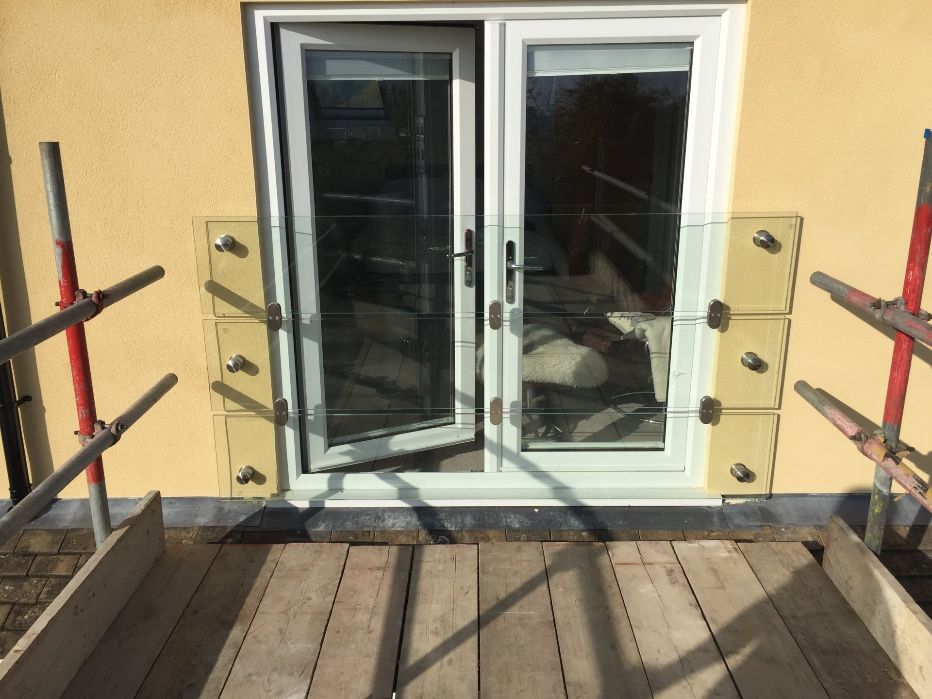 Juliet balcony toughen laminated safety glass