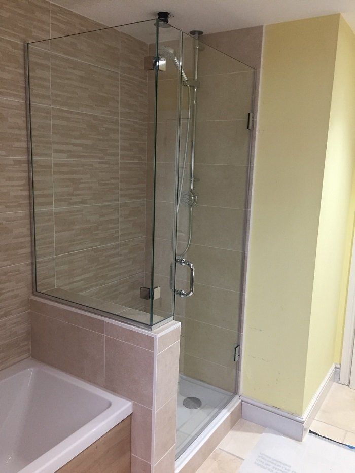 Toughen shower screen