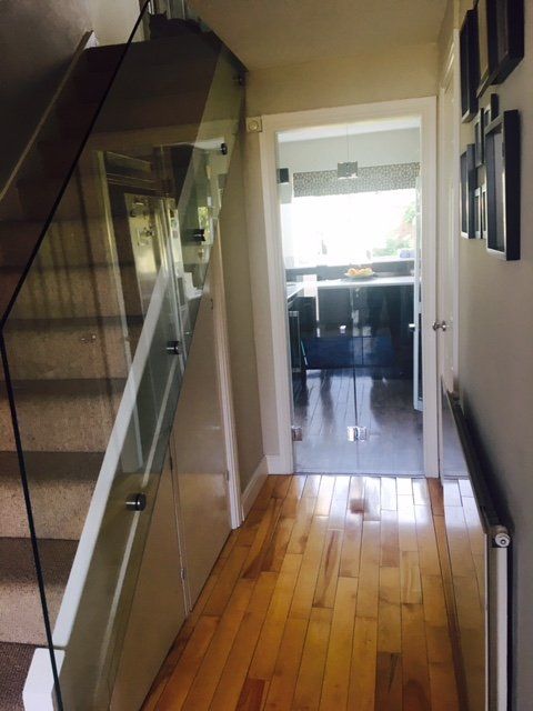 toughened glass balustrade point fixings