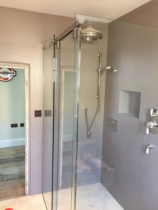 toughened glass shower screen