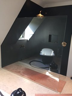 toughened glass shower screen