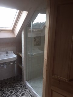 toughened glass shower screen