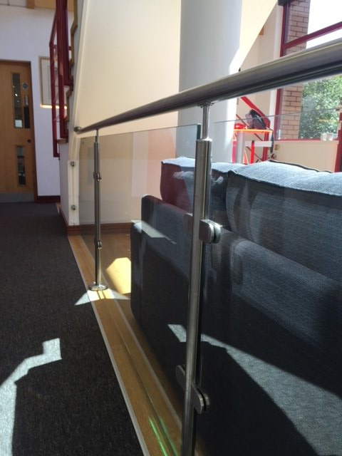 toughen glass balustrade