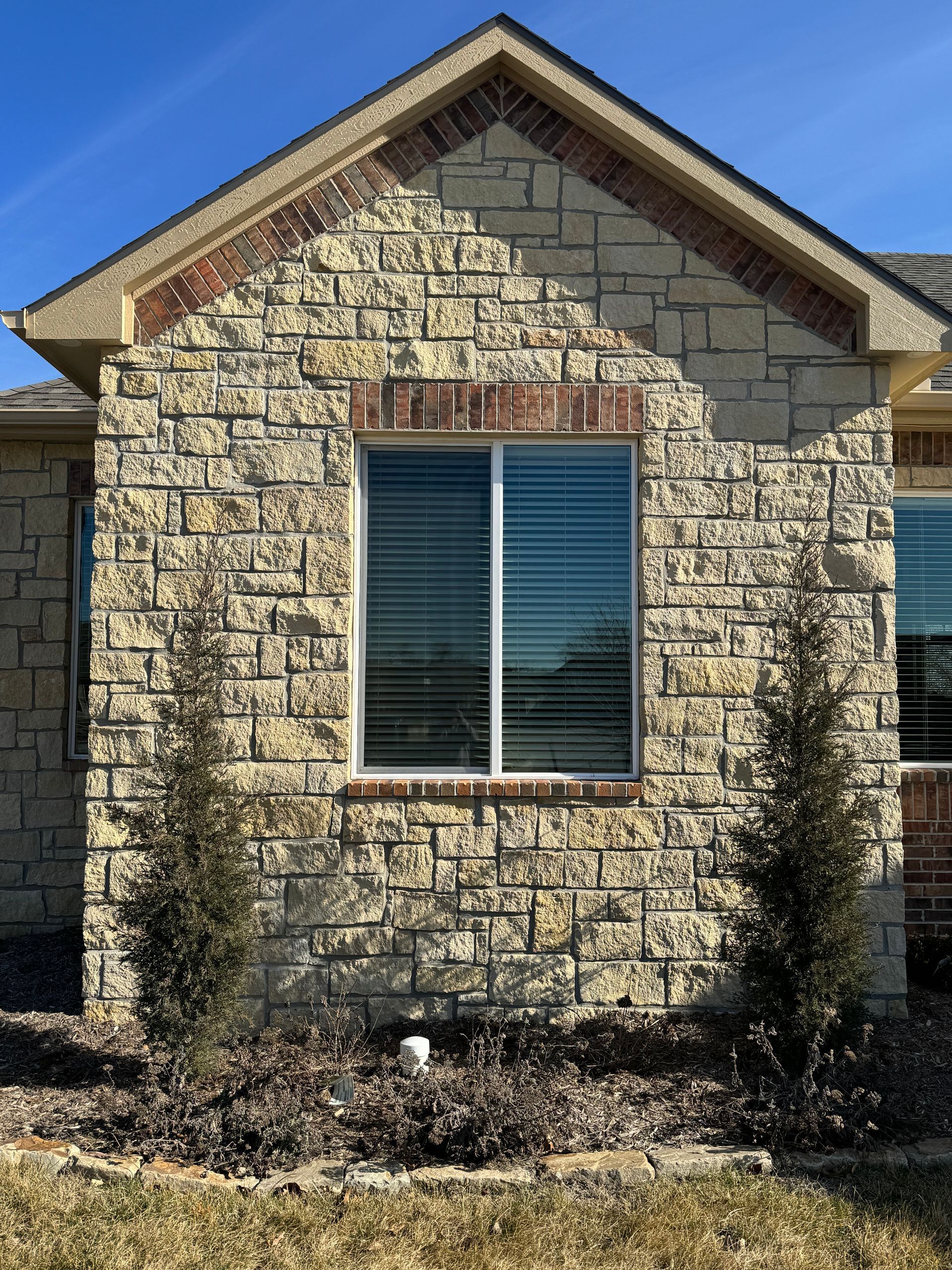 Silverdale 4-12” Split Face Veneer