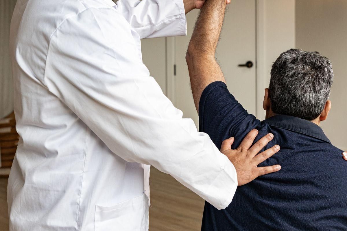 Bursectomia: conheça a cirurgia de ressecção da bursa do ombro