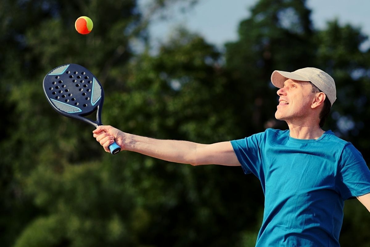 Beach Tennis define a musculatura? Treinador esclarece