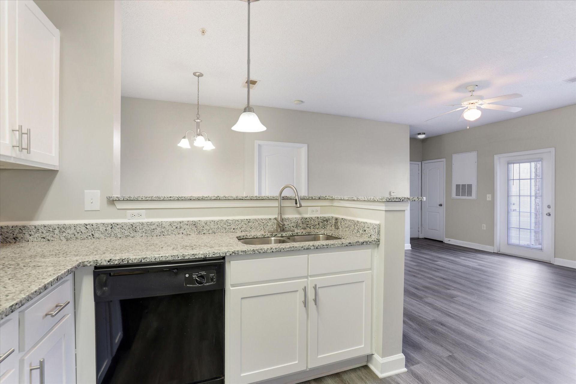 kitchen appliances at the preserve