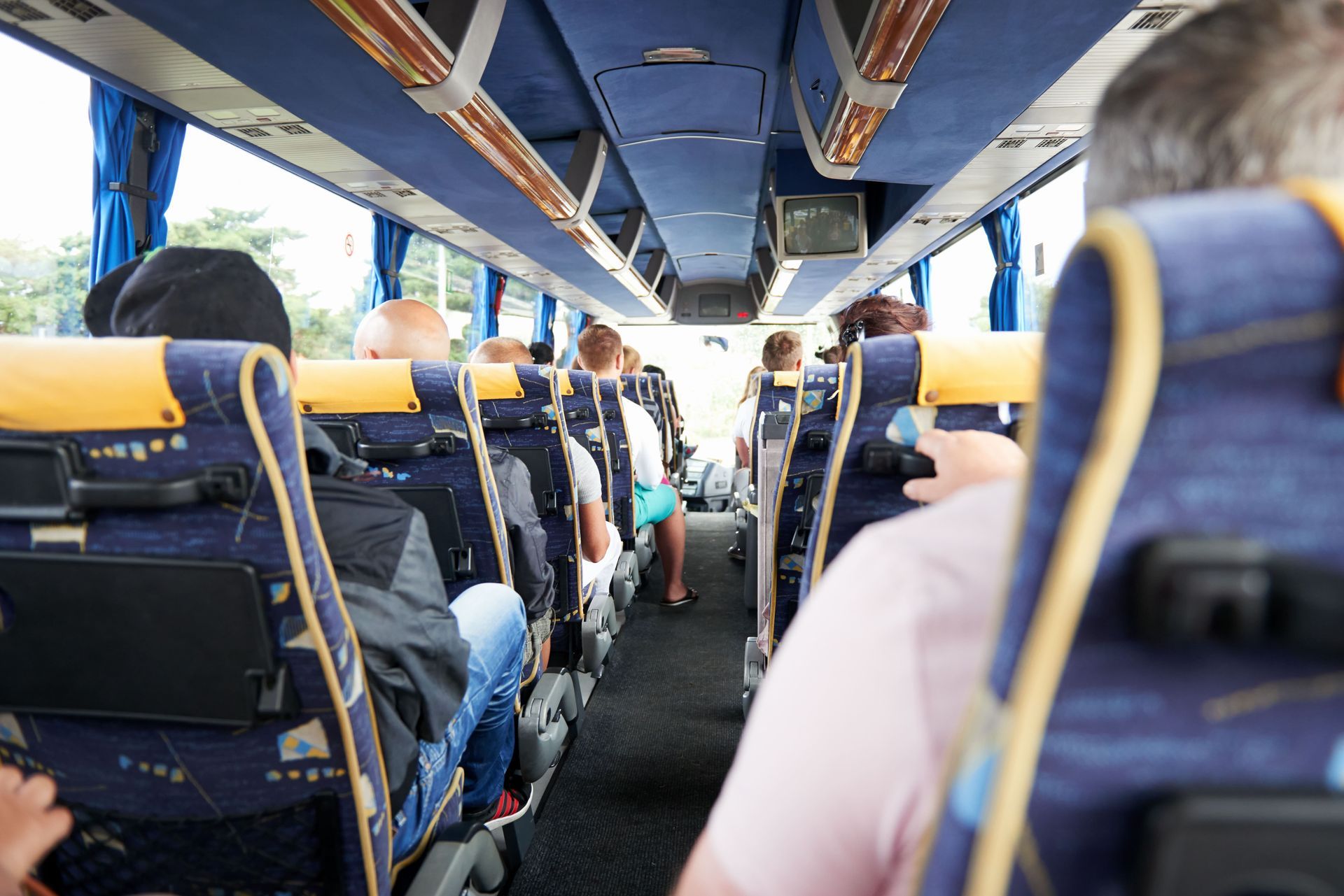 Teamausflug im gemieteten Bus – Ideen für gemeinsame Aktivitäten