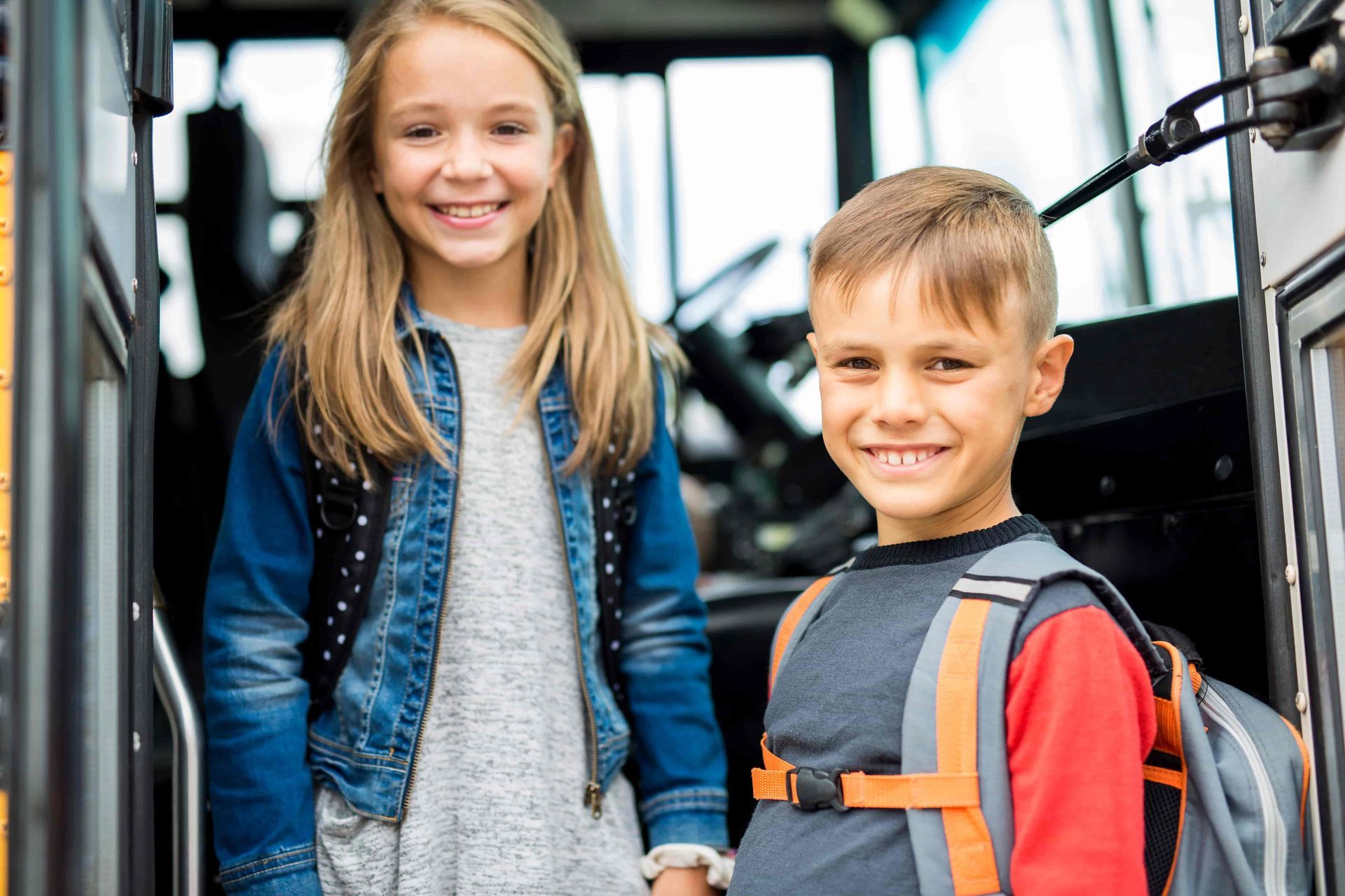 Tipps für Reisen mit Kindern im Fernbus
