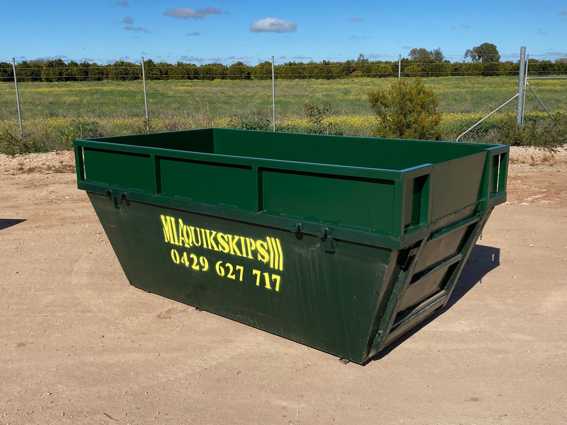7m3 skip bin at concrete yard – Griffith commercial bin hire by MIA Quikskips