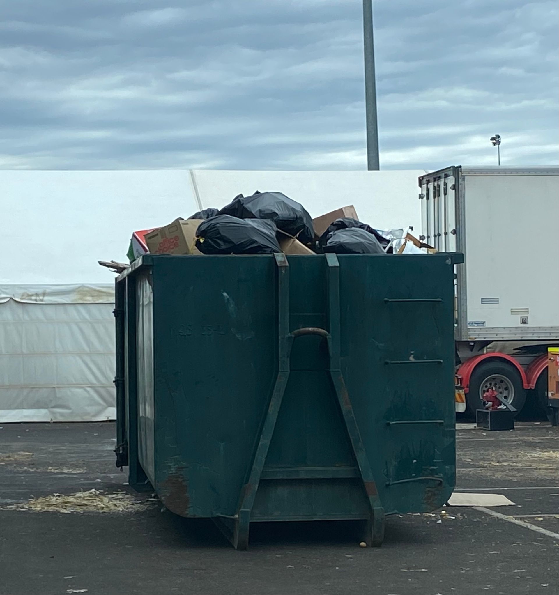 Overflowing hook bin – bulky waste skip hire Griffith NSW by MIA Quikskips